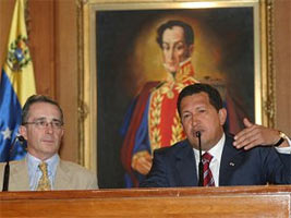 Presidentes Ch&aacute;vez y Uribe (desde www.rnv.gov.ve, imagen de VTV)