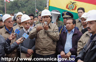 Evo Morales nacionaliz&oacute; recursos hidrocarbur&iacute;feros (Foto desde http://www.comunica.gov.bo)