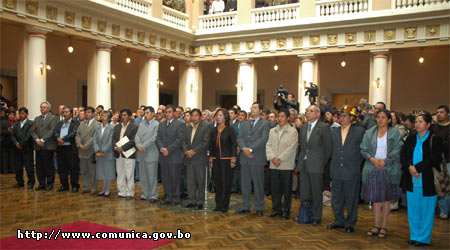 Asume gabinete de Evo Morales (Foto desde http://www.comunica.gov.bo)