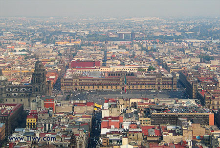 Вид на Сокало с Латиноамериканской башни
