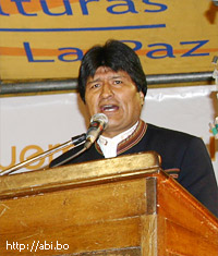 Эво Моралес на открытии Второго Латиноамериканского Гуманистического форума. Фото с сайта http://abi.bo