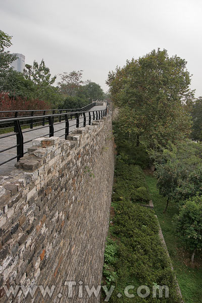 仪凤门附近的南京城墙