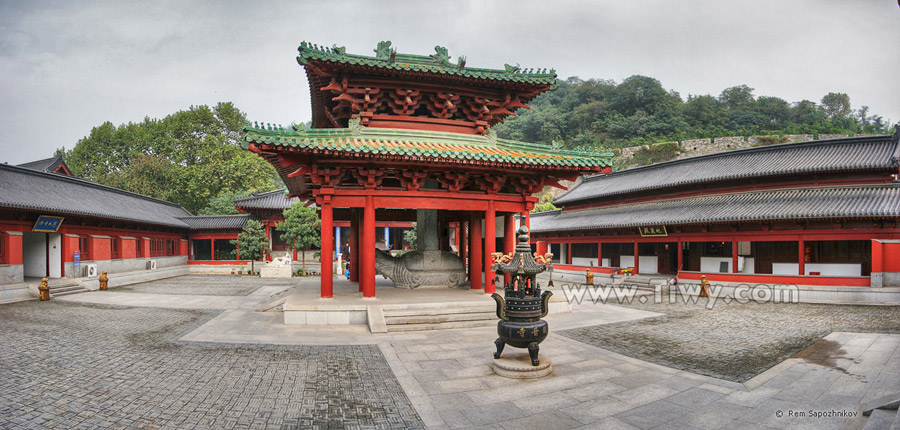 Храм Tianfei