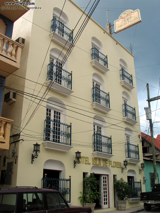 Отель «Исла де Флорес» (Hotel Isla de Flores)