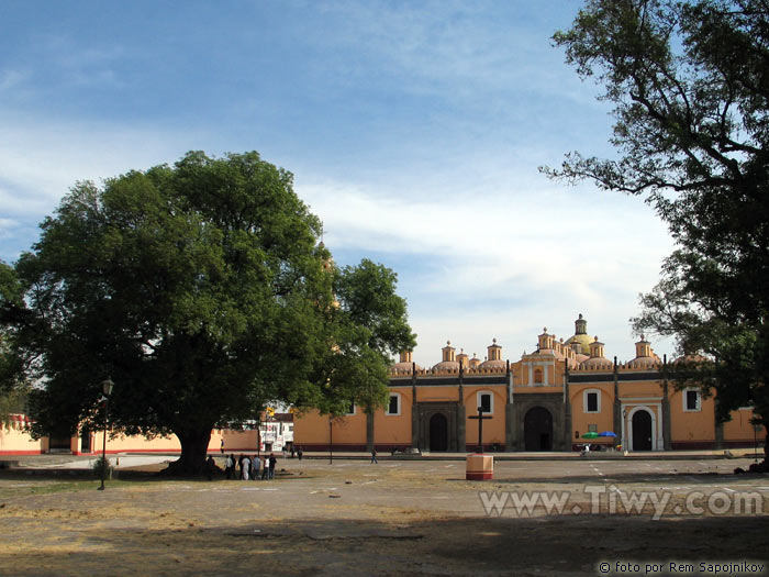 Royal chapel - Capilla Real (Cholula, Mexico)