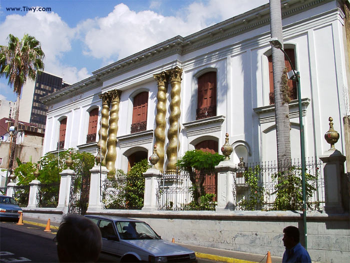  Grand Mason Lodge of Venezuela. Venezuelan Masons are split into two divisions as well. 