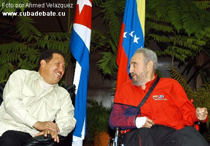 Президент Венесуэлы навестил Кастро (Foto Ahmed Vel&aacute;zquez, www.cubadebate.cu)
