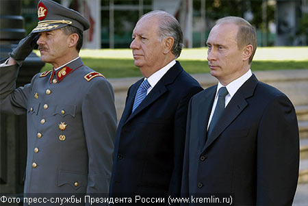 Президенты России и Чили Владимир Путин и Рикардо Лагос (Фото пресс-службы Президента России, www.kremlin.ru) Президенты России и Чили Владимир Путин и Рикардо Лагос (Фото пресс-службы Президента России, www.kremlin.ru)