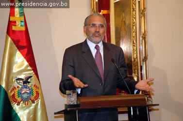 Президент Боливии Карлос Меса (фото с сайта www.presidencia.gov.bo)