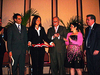 Bautizado libro "El Cуdigo Chбvez" Bautizado libro "El Cуdigo Chбvez"