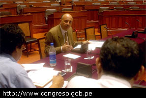 Perú: Comisión recomienda sancionar a Toledo por falsificar firmas (Foto desde www.congreso.gob.pe) Perú: Comisión recomienda sancionar a Toledo por falsificar firmas (Foto desde www.congreso.gob.pe)