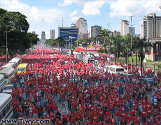 Red tide: Final chord of Hugo Chavez campaign