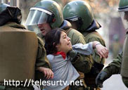 Чили: Бастуют учащиеся ( фото с сайта http://telesurtv.net )