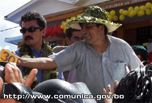 Bolivia: «No a las drogas, pero s&iacute; a la hoja de coca!»