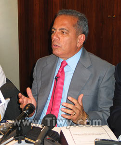 Manuel Rosales, the sole candidate from the majority of the opposition parties and movements (Photo: Tiwy.com) Manuel Rosales, the sole candidate from the majority of the opposition parties and movements (Photo: Tiwy.com)