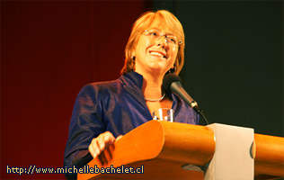 Мишель Бачелет - новый Президент Чили (Фото с сайта http://www.michellebachelet.cl) Мишель Бачелет - новый Президент Чили (Фото с сайта http://www.michellebachelet.cl)