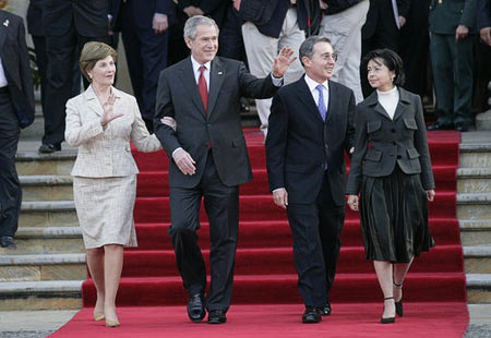 Colombian president Uribe does not want the the fate of Noriega from Panama Colombian president Uribe does not want the the fate of Noriega from Panama