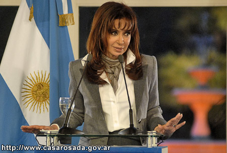 Presidenta argentina fortalecida pese a revés en Congreso Presidenta argentina fortalecida pese a revés en Congreso