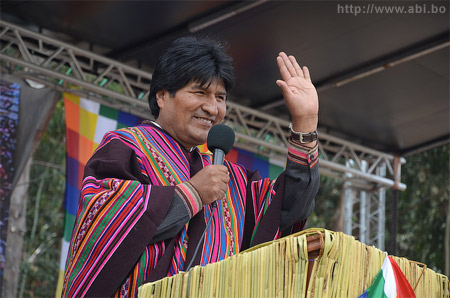 Evo Morales y el Manifiesto de la Isla del Sol Evo Morales y el Manifiesto de la Isla del Sol