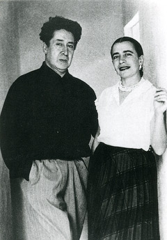 Давид Альфаро Сикейрос и его жена Анхелика