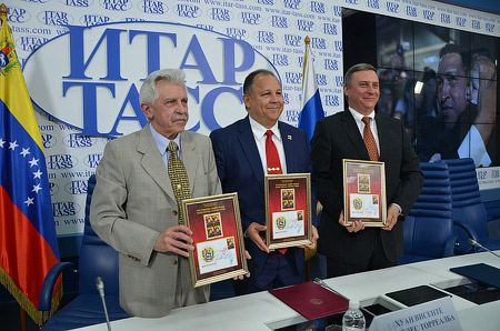 Sergey Koshkin, Juan Vicente Paredes Torrealba, Oleg Dujovnitsky