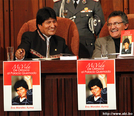 El primer libro autobiográfico del presidente Evo Morales El primer libro autobiográfico del presidente Evo Morales