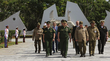 Ministro de la defensa rusa visita el tri&#225;ngulo del Caribe