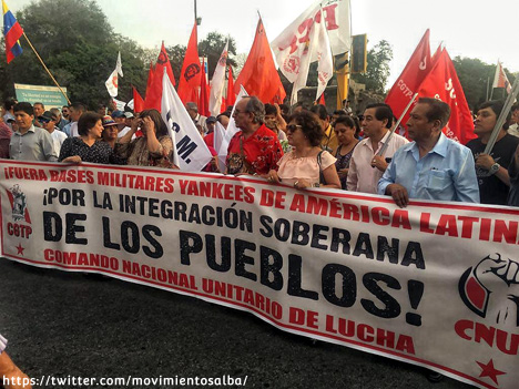 Саммит народов провёл в Лиме многотысячный «Марш антиимпериалистов»