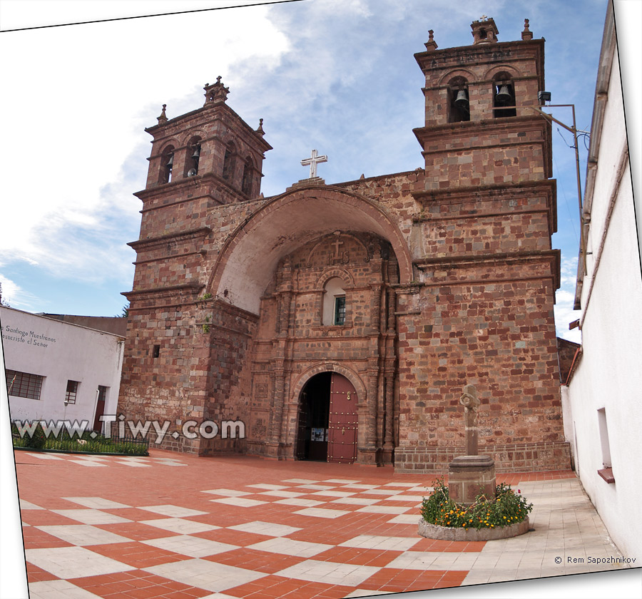 La vieja iglesia  del Apóstol Santiago, construida en 1649