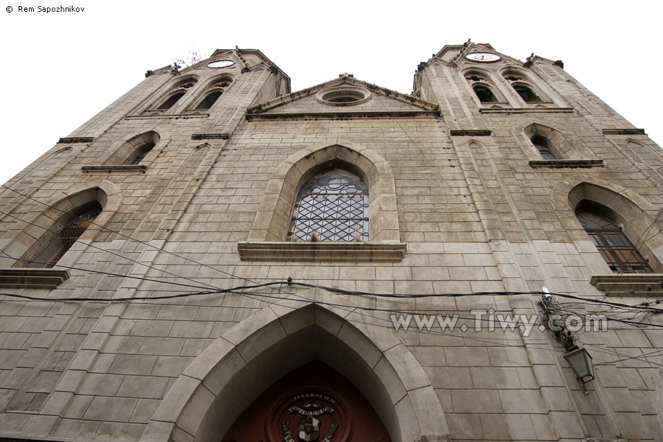 Church on Pichincha street