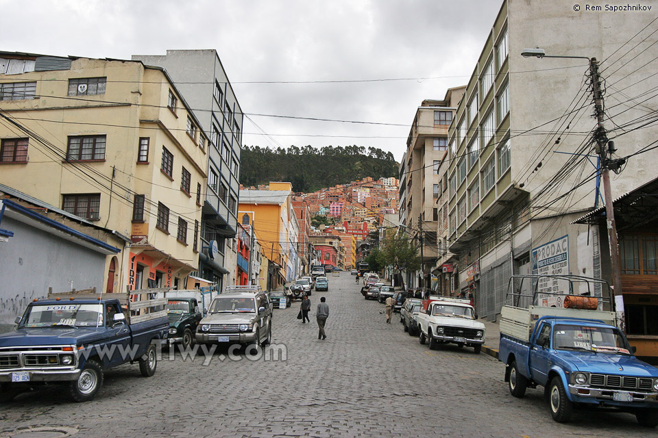 Alto de la Alianza street