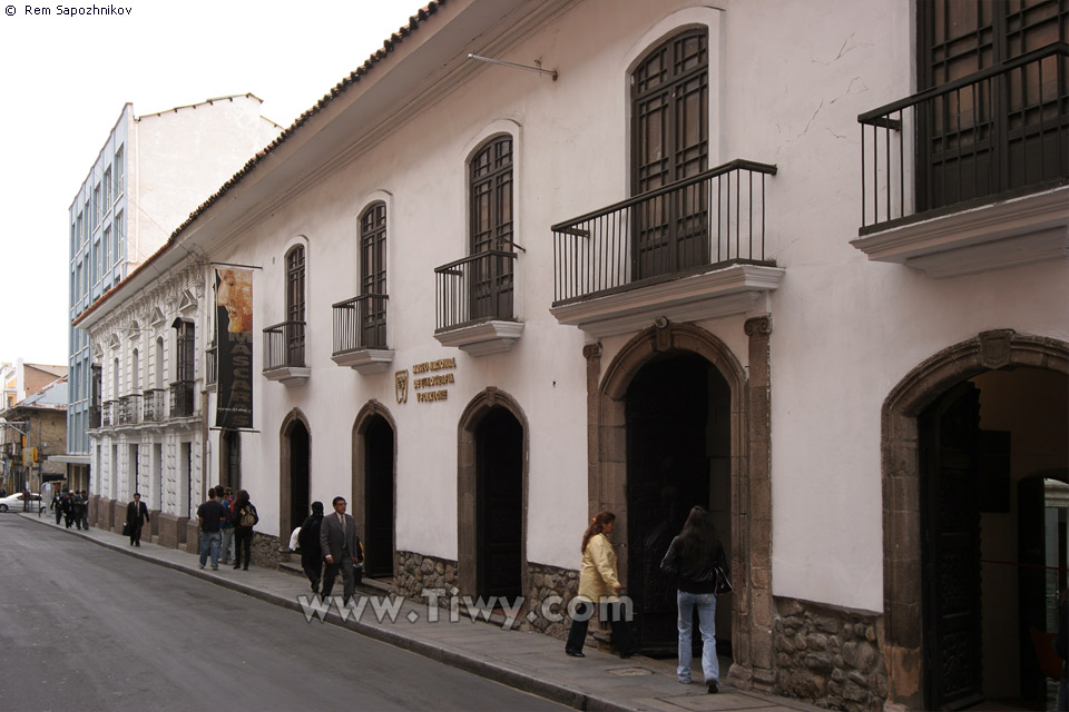 Museo Nacional de Etnografia y Folklore de Bolivia