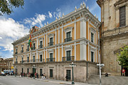 Президентский дворец Palacio Quemado (в переводе Сожженный Дворец)