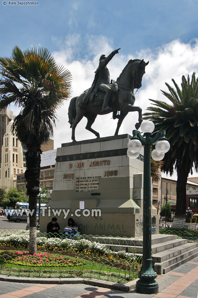 The monument to Marshal Antonio Jose de Sucre