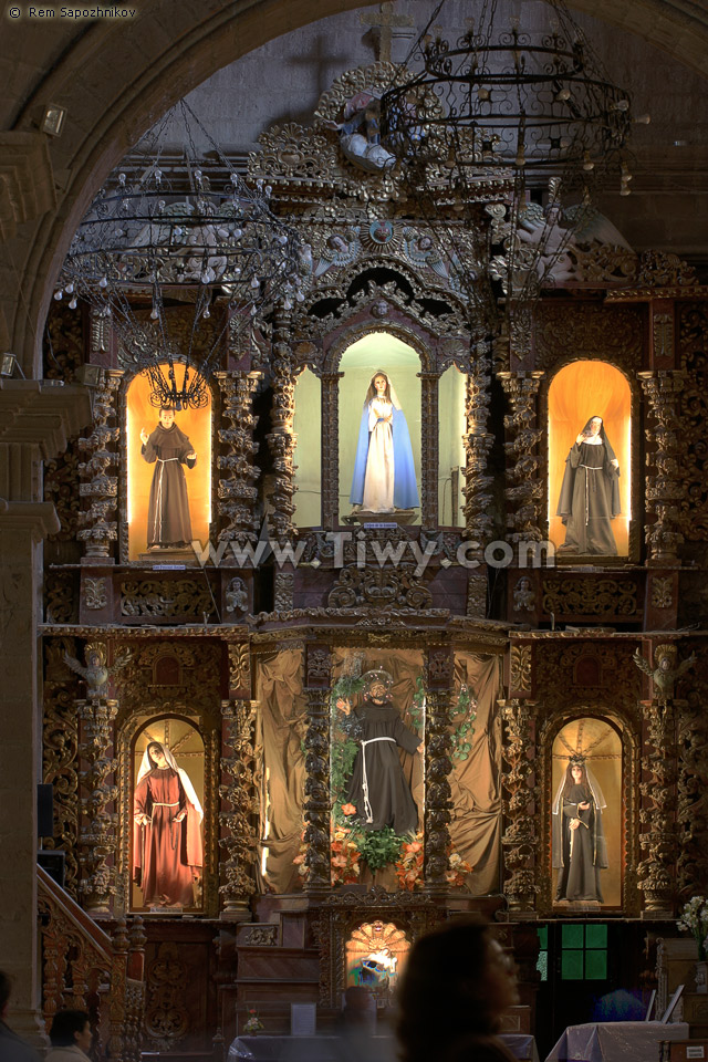Los santos del altar