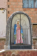 Virgen al lado de la iglesia de Laja