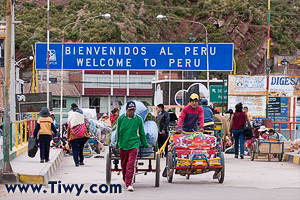 Десагуадеро, мост между Боливией и Перу