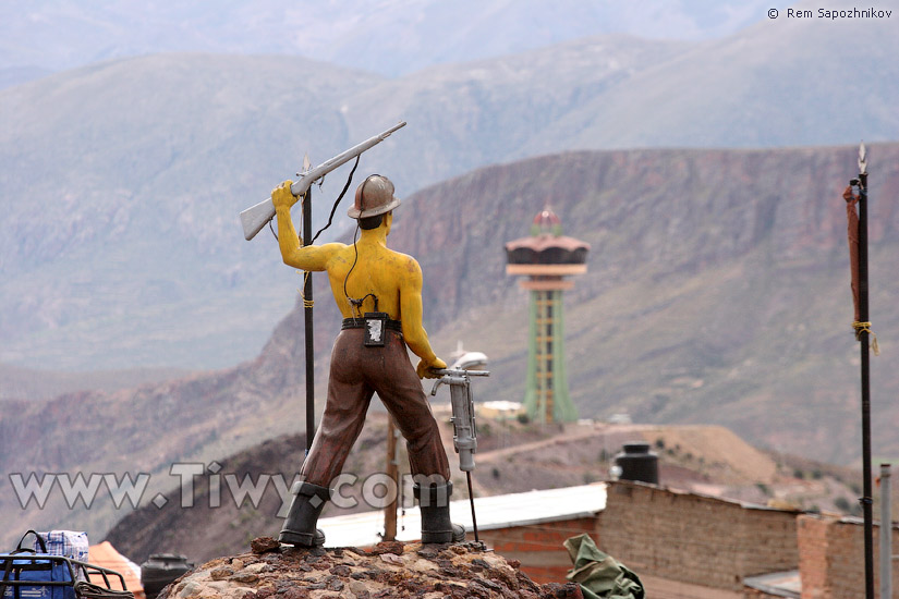 Monument “El Minero”