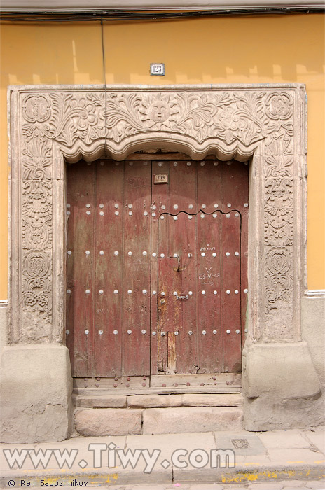 La antigua puerta