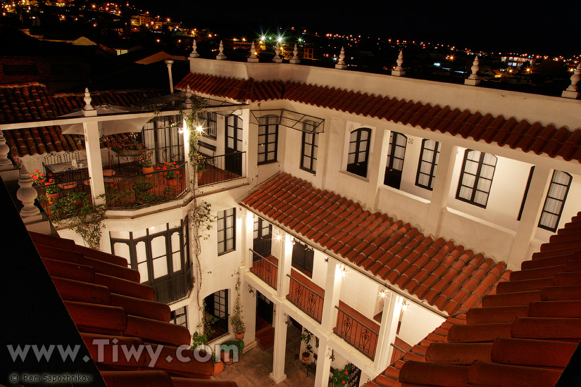 Hostal de su Merced, inner courtyard