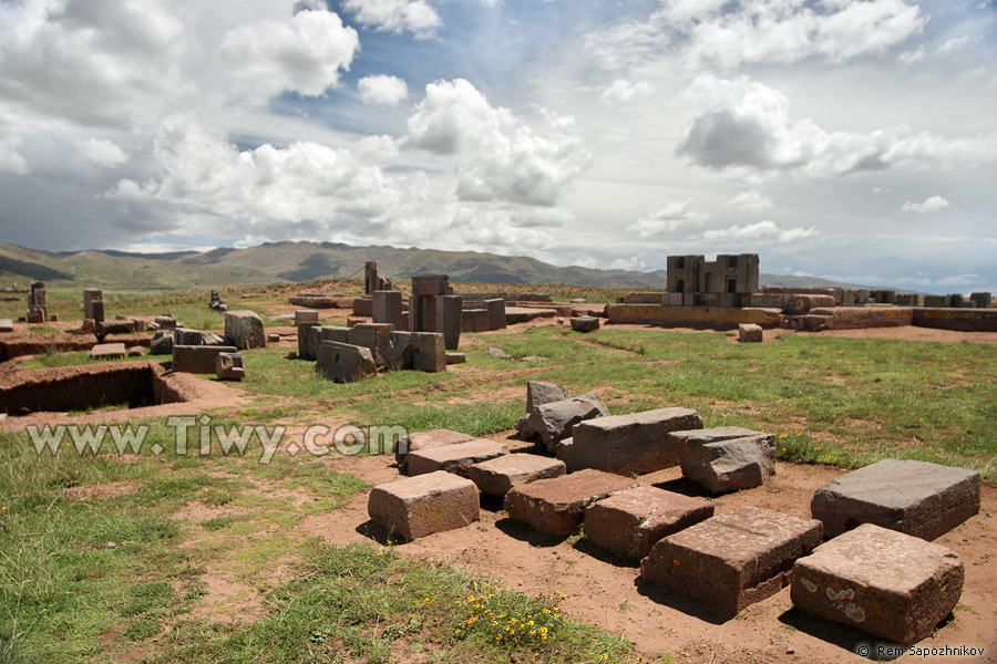 Puma Punku - Tiwanaku, Bolivia