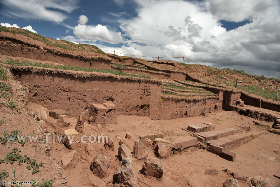 Puma Punku - Tiwanaku, Bolivia