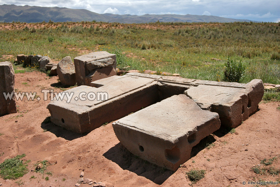 Puma Punku - Tiwanaku, Bolivia