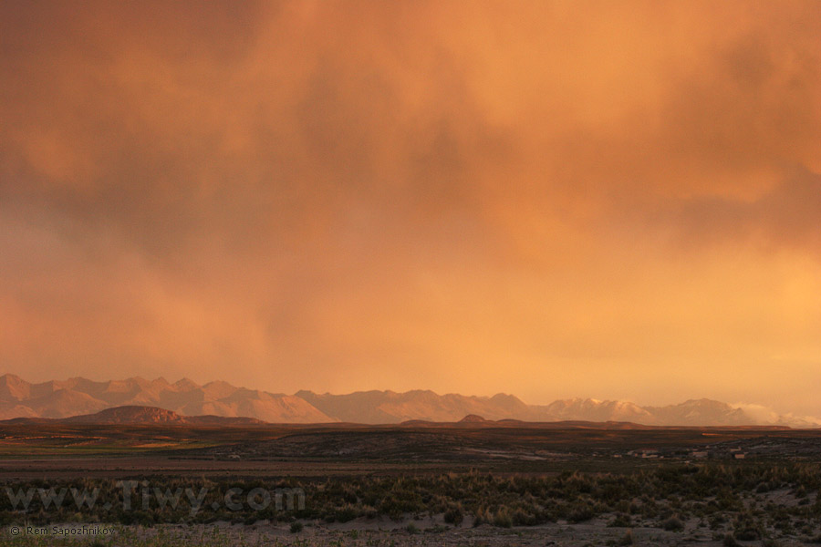 Sunset pictures three hours before arriving to Uyuni