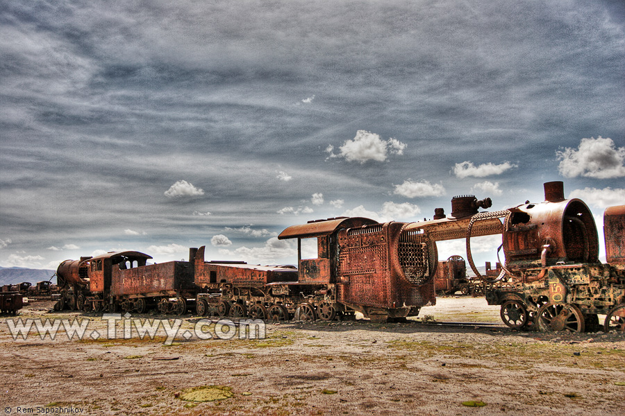 Cementerio de trenes cerca de Uyuni, Bolivia