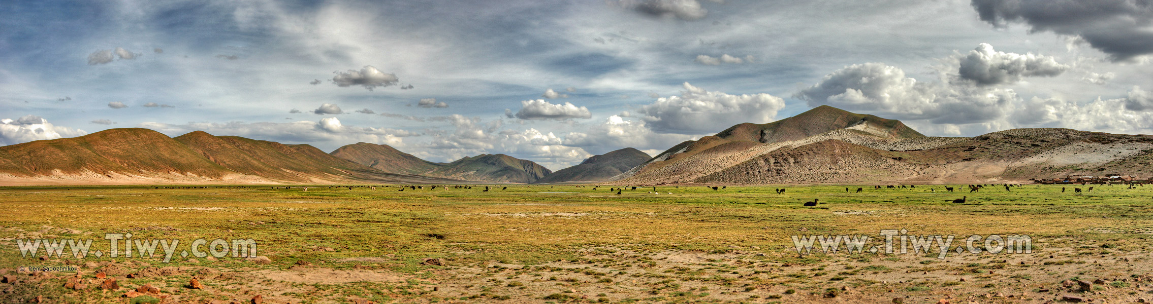 Road from Uyuni to Potosi