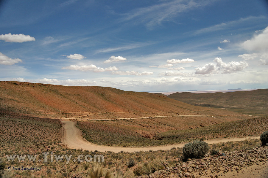 Road from Uyuni to Potosi