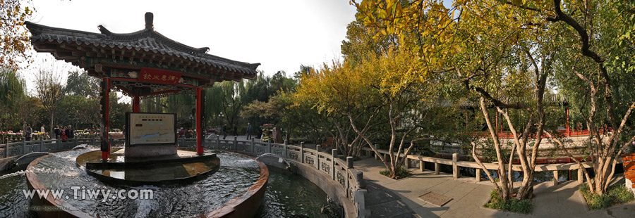 Garden near the spring Baotu