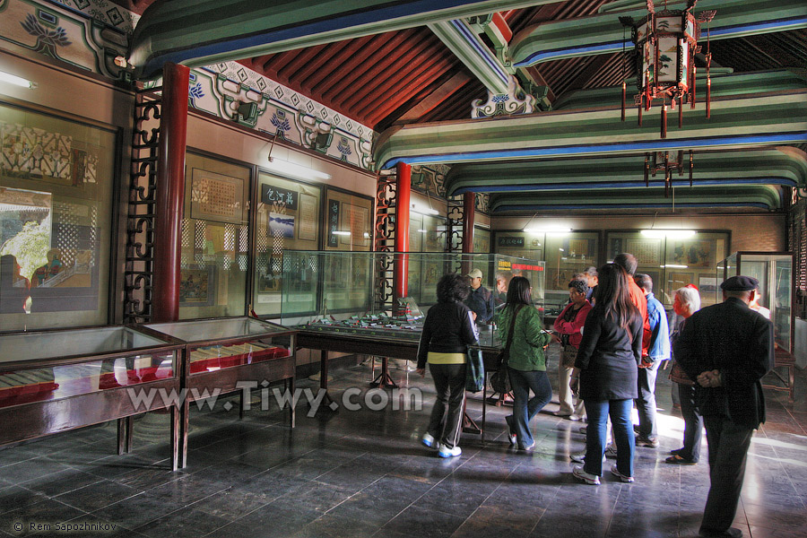 Museum in Bao Zheng temple
