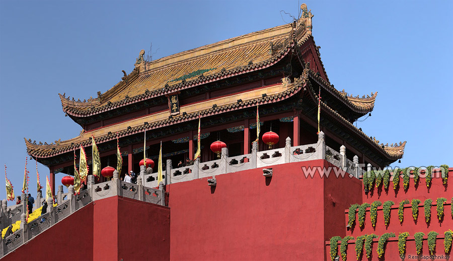 Dragon Pavilion